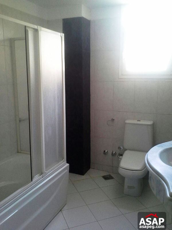 Villa for Sale in Lake View Villa for Sale in Lake View