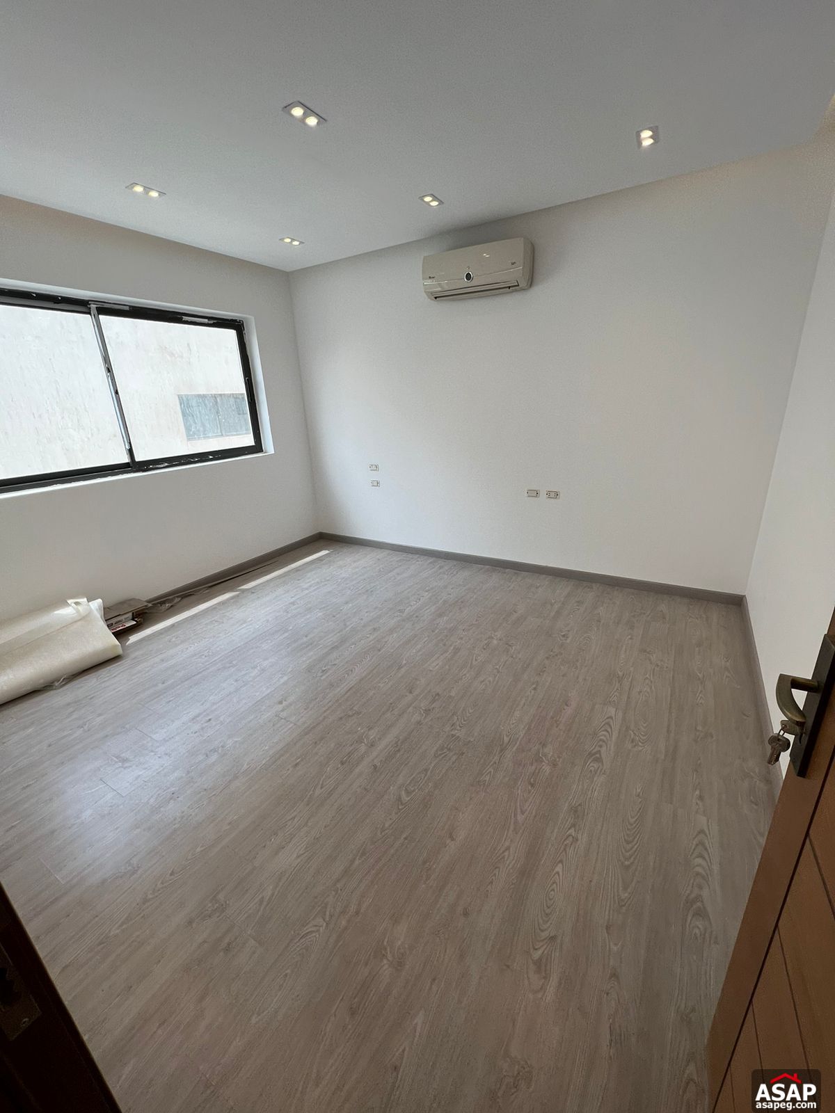 Flat for Rent in Lake View Residence Flat for Rent in Lake View Residence