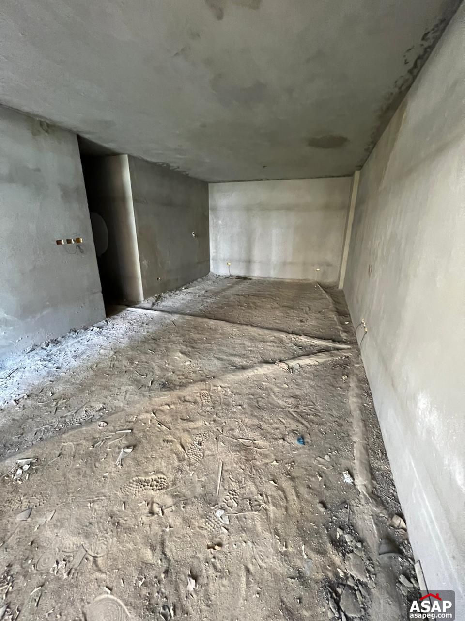 Ground Floor for Sale in Azad Compound Ground Floor for Sale in Azad Compound