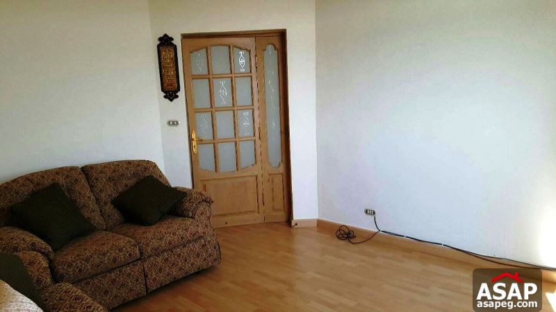 Apartment with Balcony for Rent in Beverly Hills Apartment with Balcony for Rent in Beverly Hills