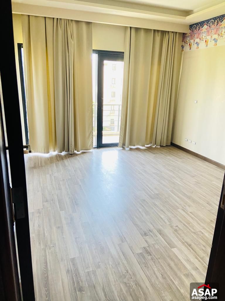 Apartment for Rent in the WaterWay Apartment for Rent in the WaterWay