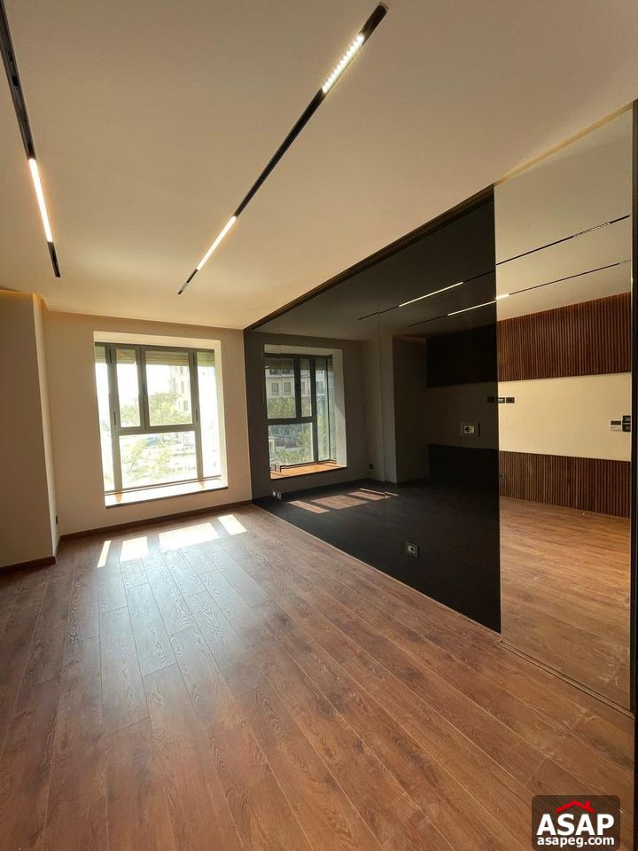 Ultra Modern Duplex for Rent in Eastown