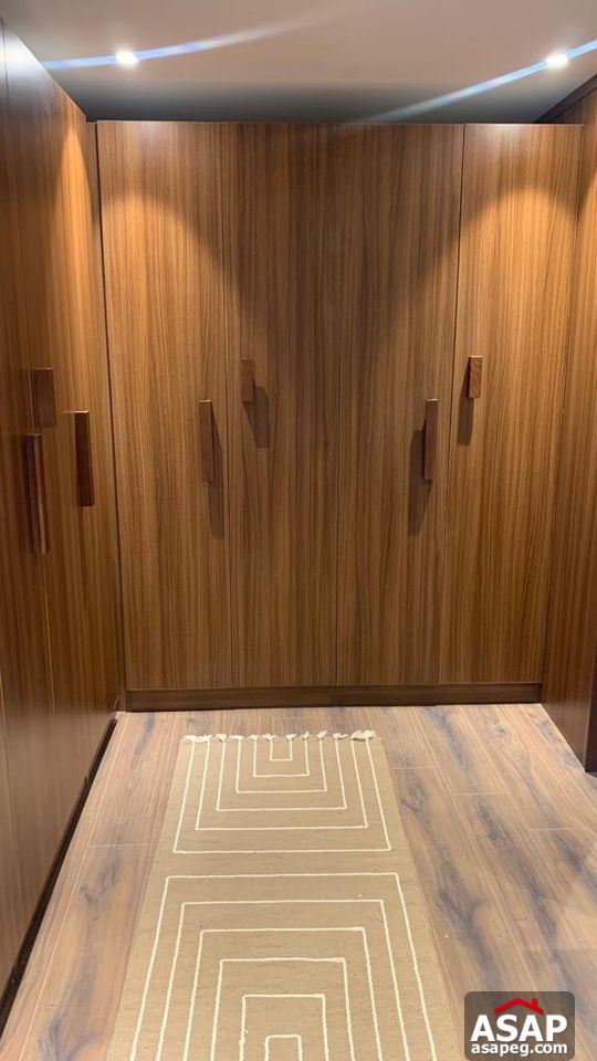 Ultra Modern Apartment for Rent in The WaterWay Ultra Modern Apartment for Rent in The WaterWay