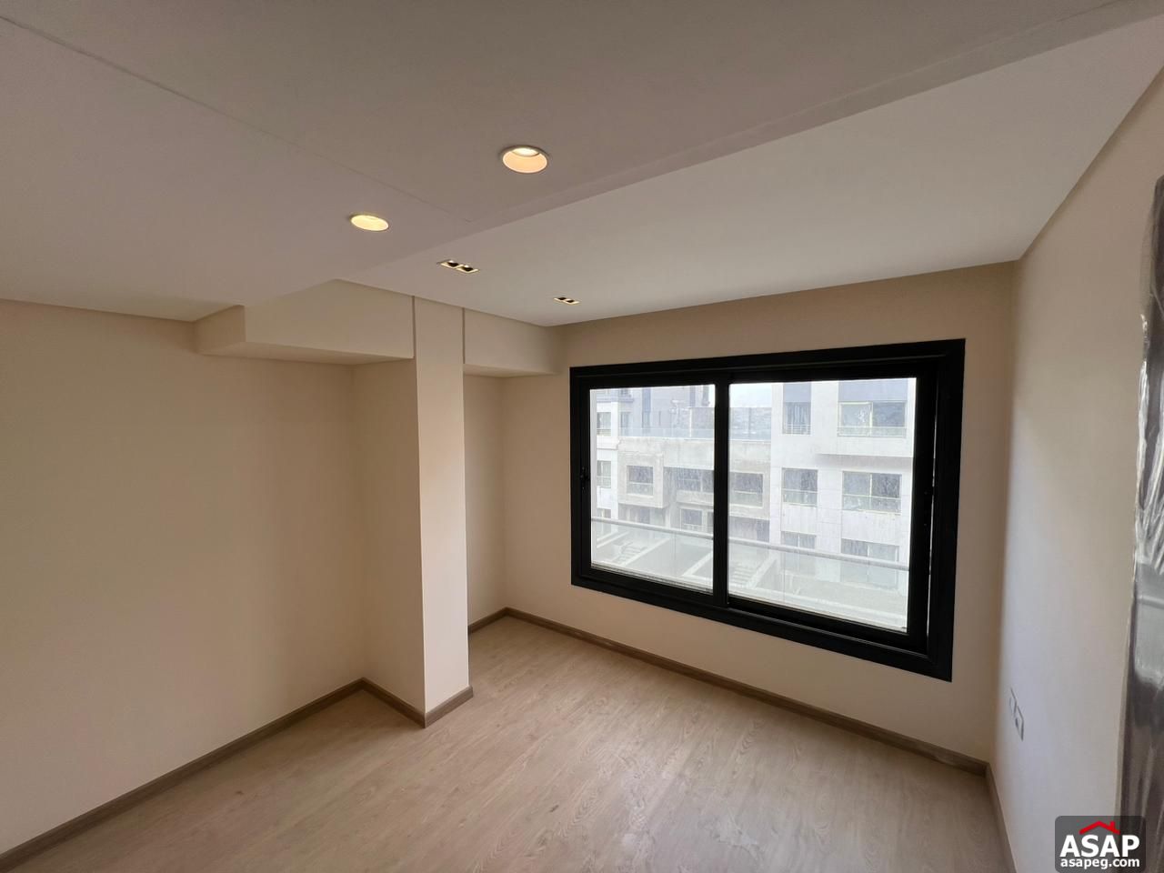 Apartment with Private Pool for Rent in Trio Gardens Apartment with Private Pool for Rent in Trio Gardens