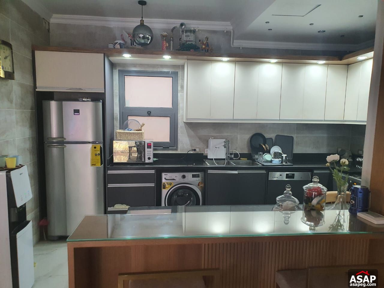 Furnished Ground Floor for Rent in Eastown Furnished Ground Floor for Rent in Eastown