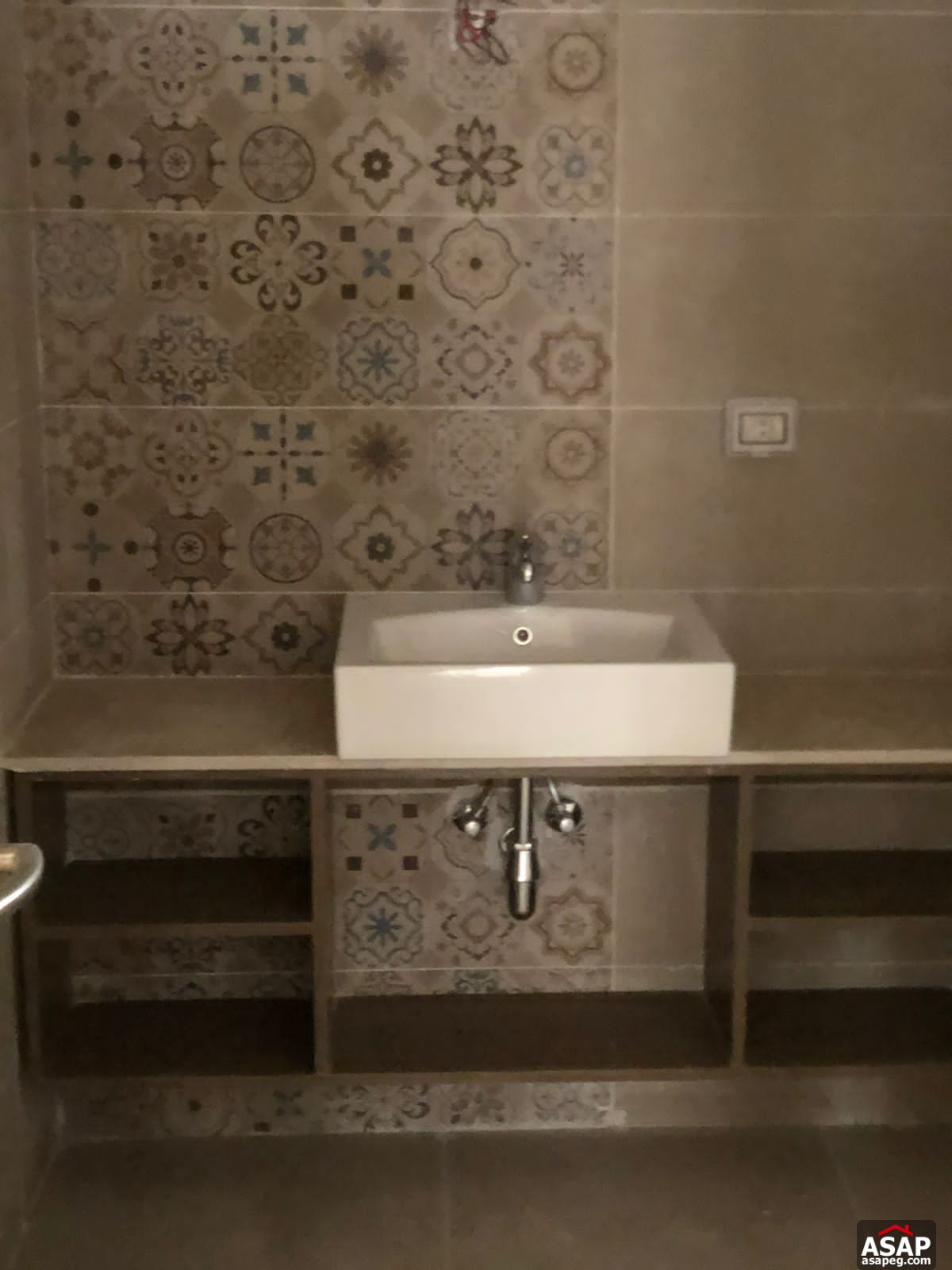 Apartment for Rent in Fifth Square Apartment for Rent in Fifth Square