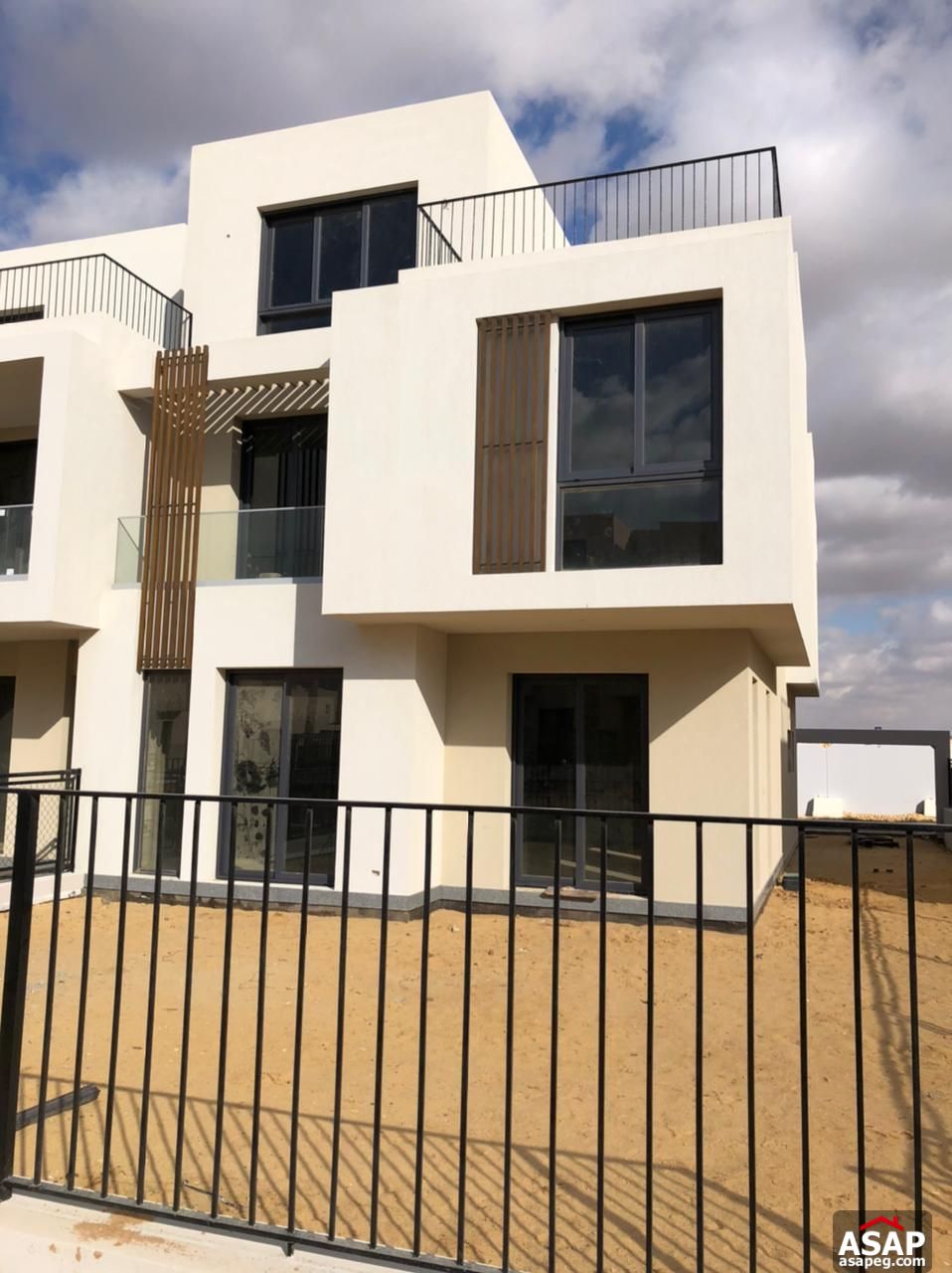 Twin House for Sale in Sodic East