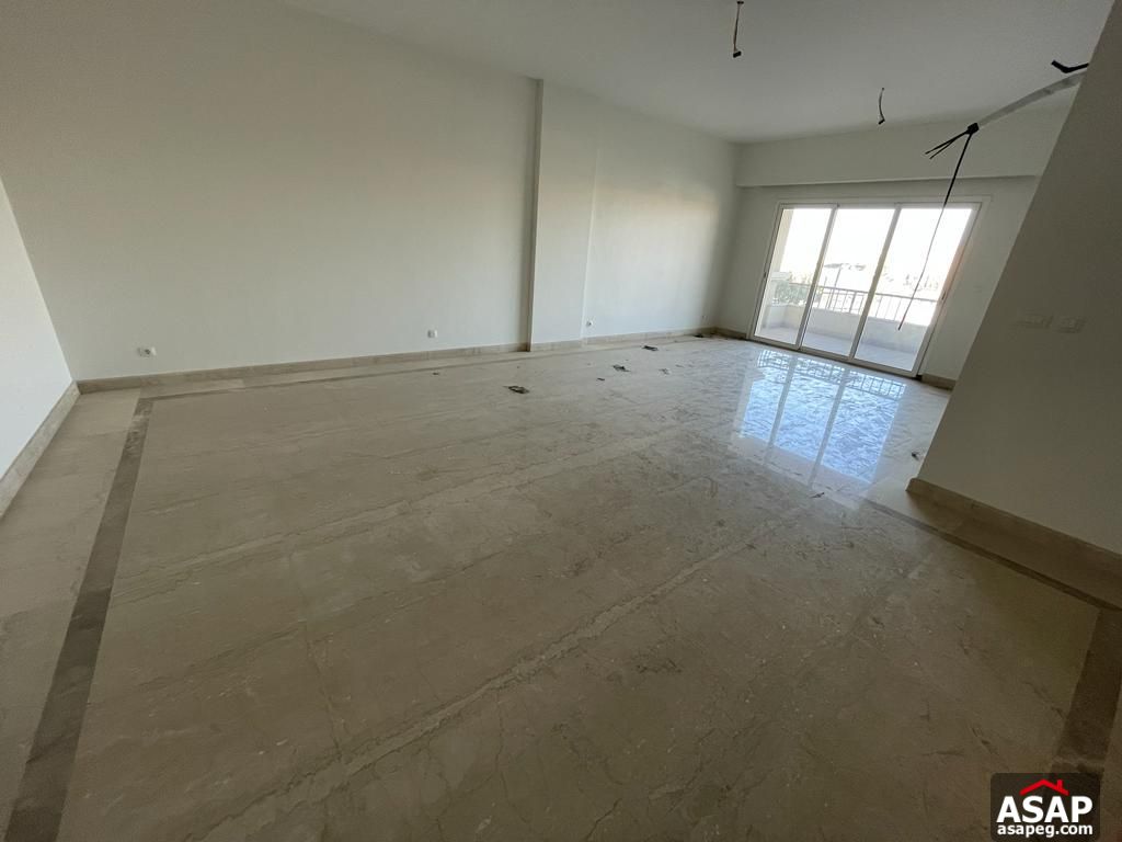 Apartment with Lake View for Sale in Mivida Compound Apartment with Lake View for Sale in Mivida Compound