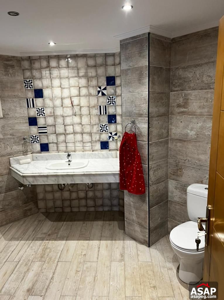 Villa for Rent in Marina City Compound