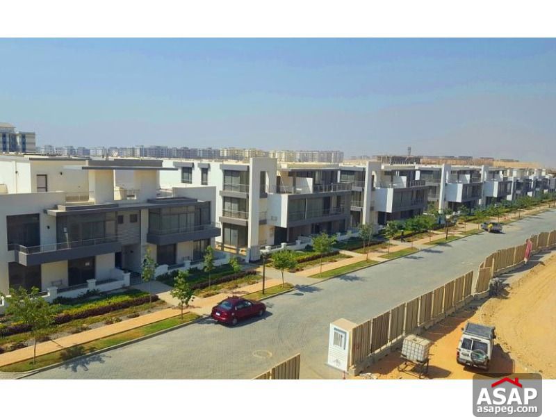 Ground Floor for Sale in Taj City Compound Ground Floor for Sale in Taj City Compound
