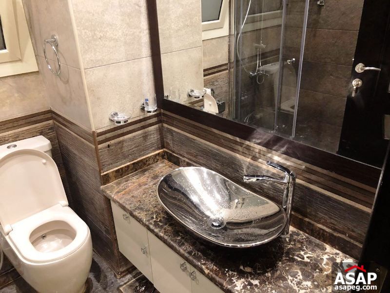 Studio with Garden for Rent in the Village Studio with Garden for Rent in the Village