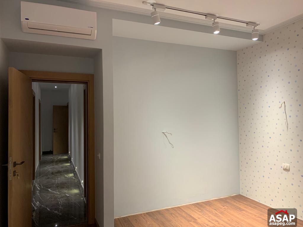 Apartment with Big Garden in Katameya Plaza Apartment with Big Garden in Katameya Plaza