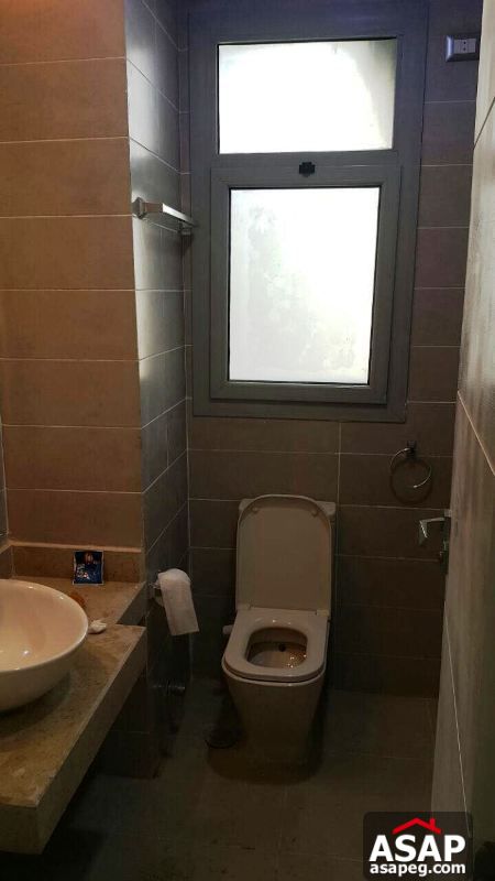 Studio with Private Garden in Village Gate for Rent Studio with Private Garden in Village Gate for Rent