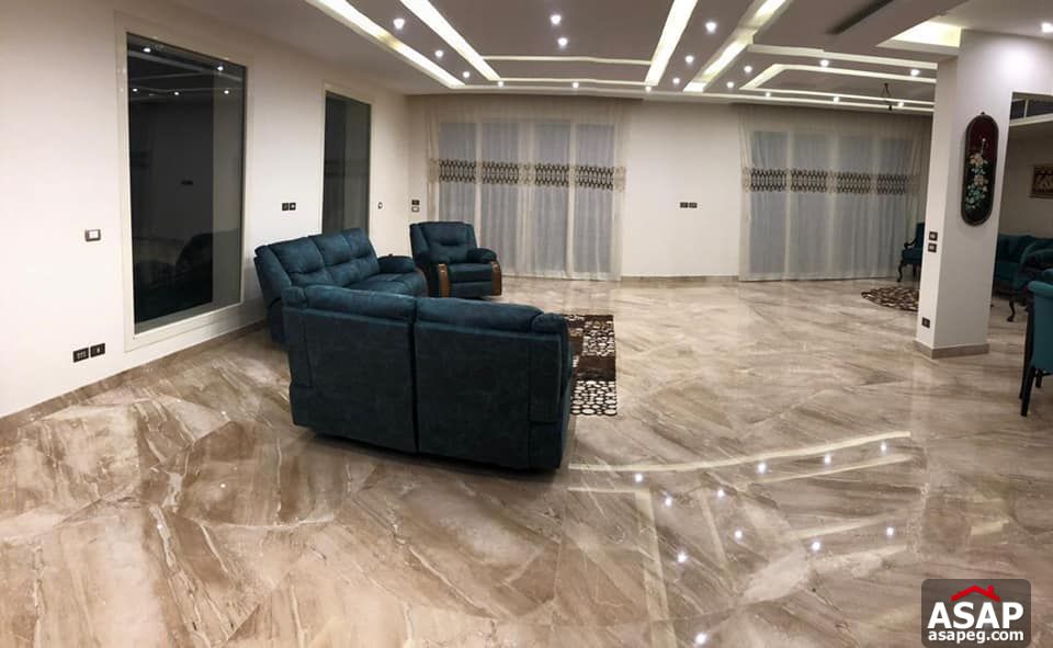 Twin House with Swimming Pool for Rent in CFC Twin House with Swimming Pool for Rent in CFC