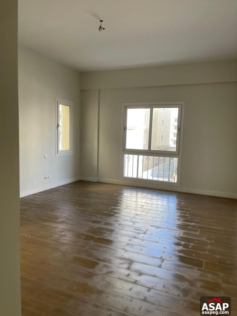 Apartment in Mivida for Sale