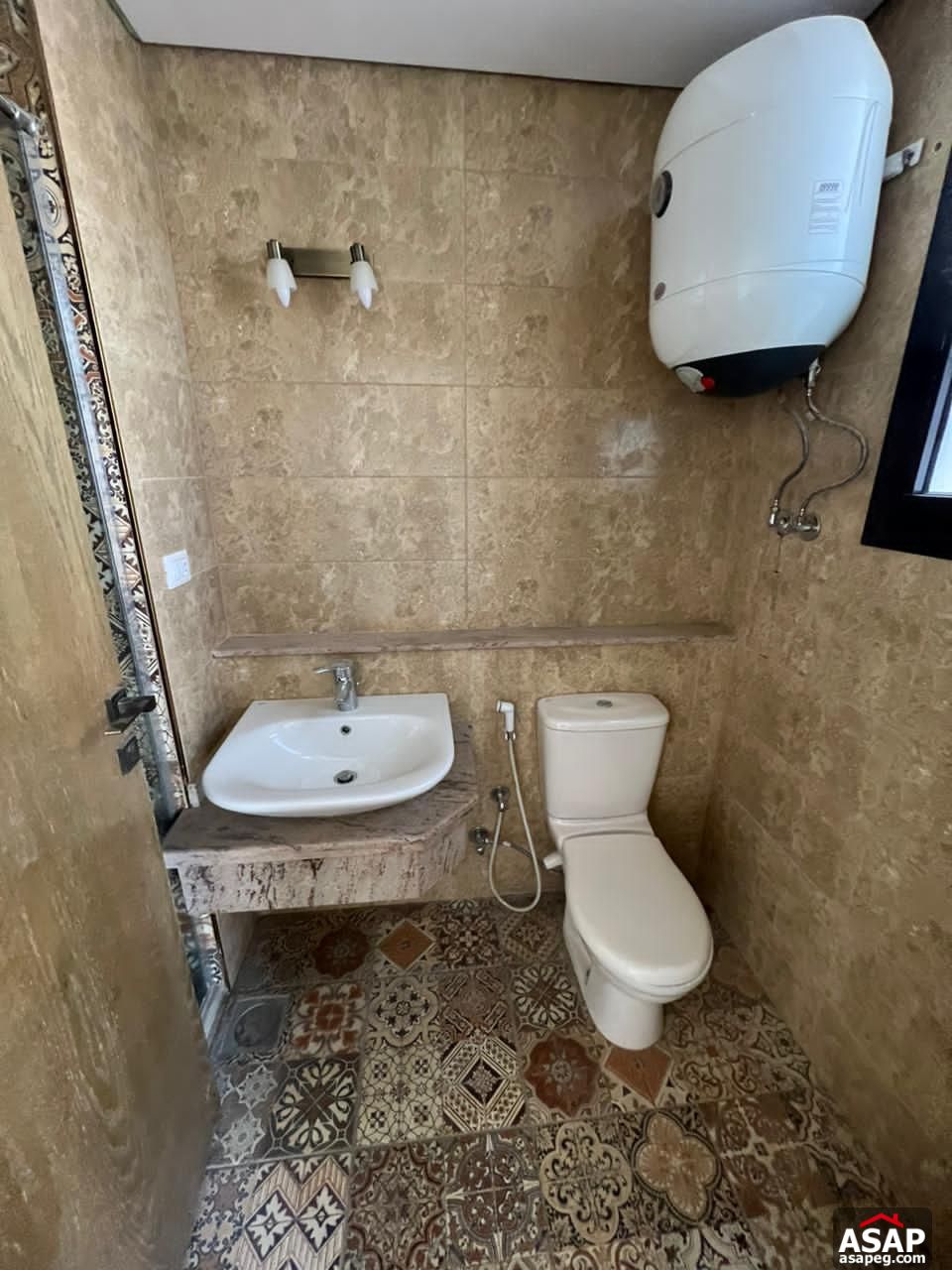 Semi Furnished Apartment for Rent in Eastown