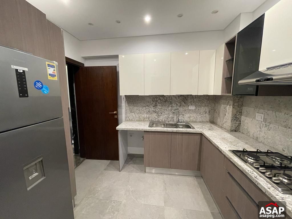 Furnished Apartment for Rent in Eastown Furnished Apartment for Rent in Eastown