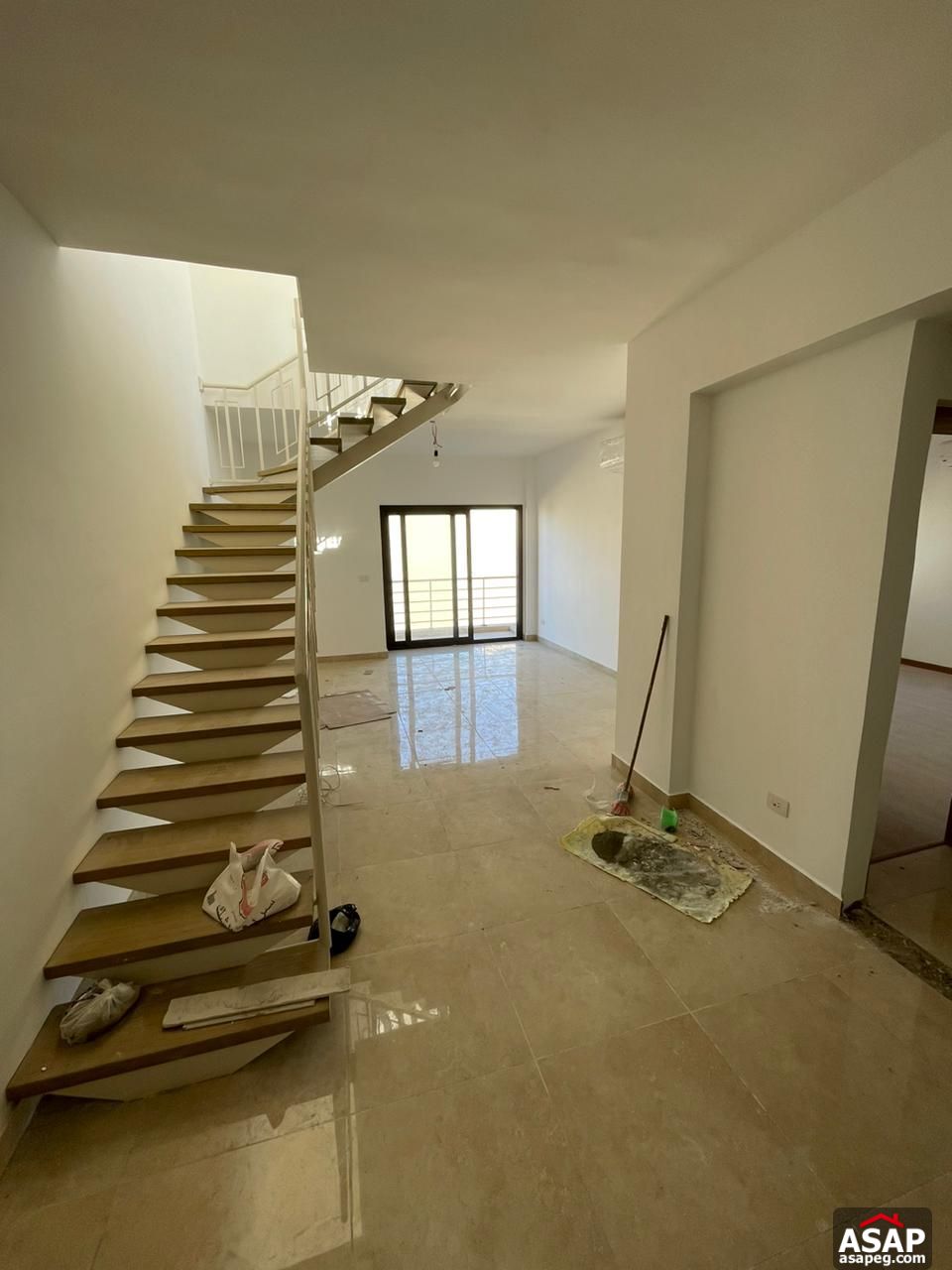 Finished Penthouse for Sale in Fifth Square Finished Penthouse for Sale in Fifth Square