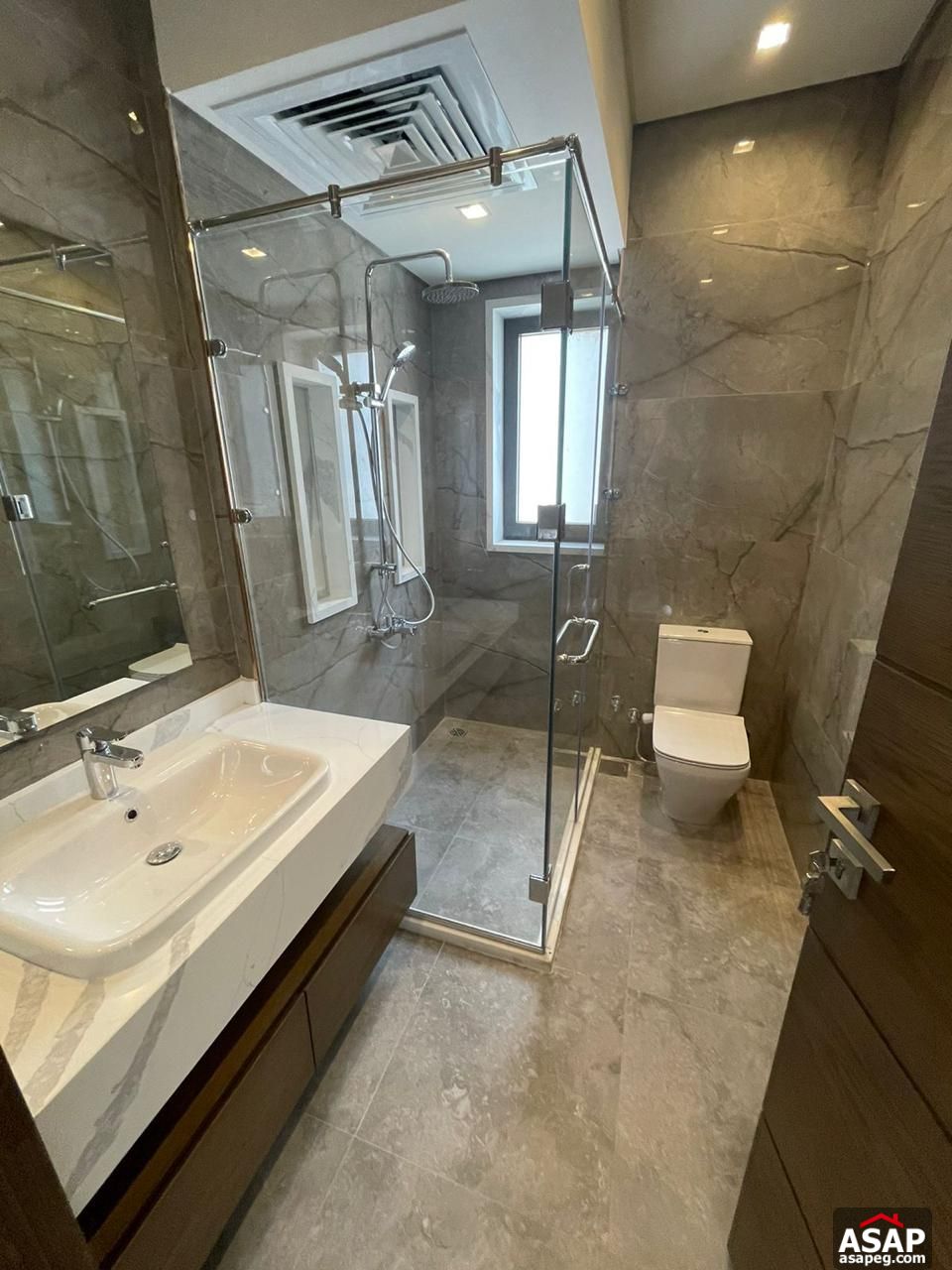 Apartment with Lake View for Rent in Lake View Residence Apartment with Lake View for Rent in Lake View Residence