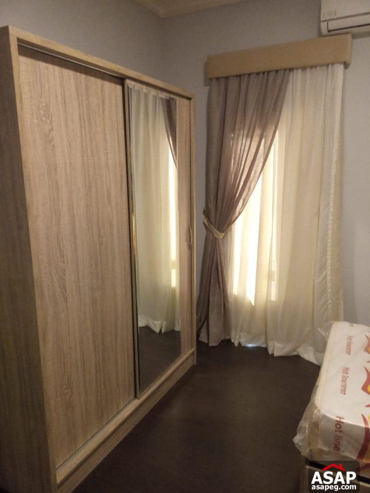 Furnished Apartment in the Village Palm Hills Furnished Apartment in the Village Palm Hills