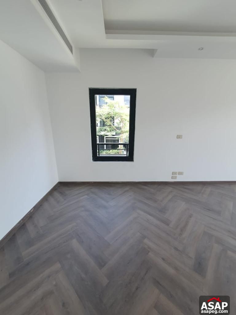 Semi Furnished Apartment for Rent in The WaterWay Semi Furnished Apartment for Rent in The WaterWay