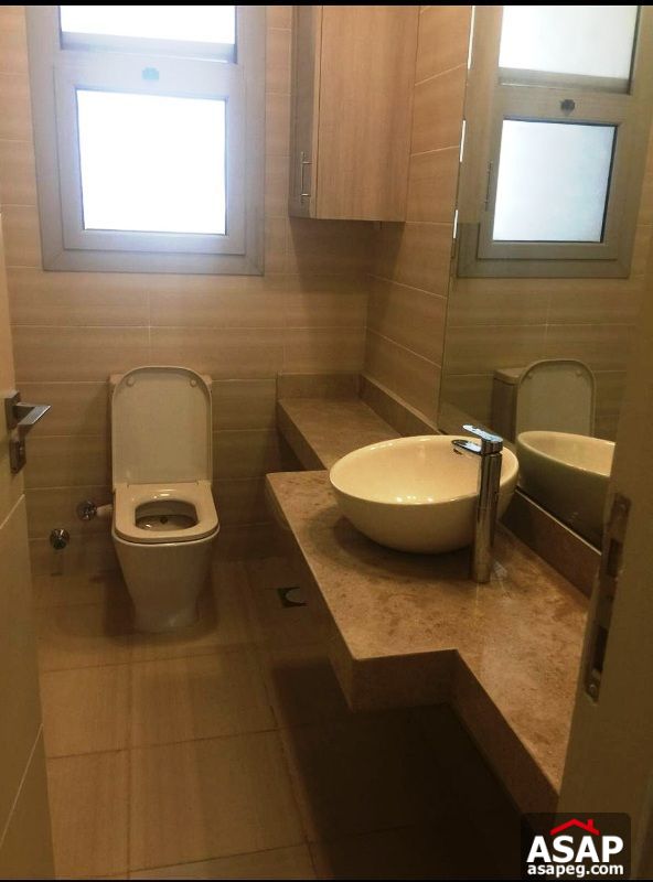 Apartment for Rent in Village Gate Apartment for Rent in Village Gate