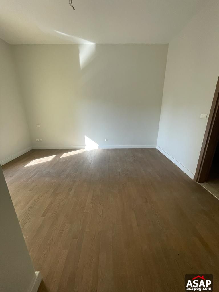 Apartment with pool View for Rent in Mivida