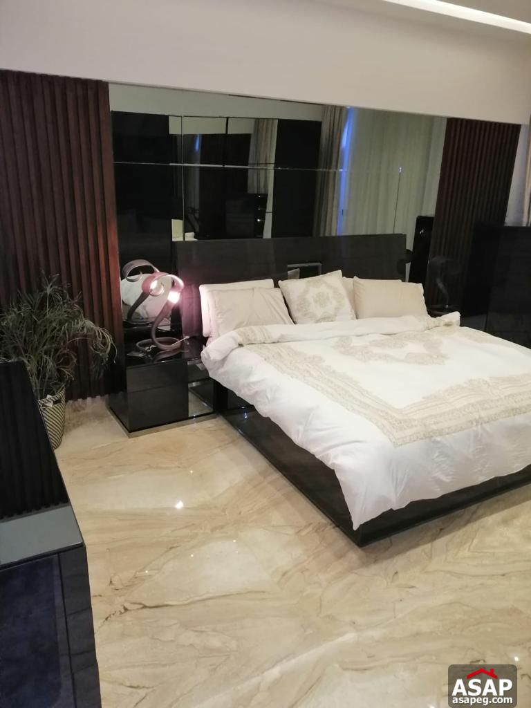 Apartment with Private Garden in the WaterWay for Rent