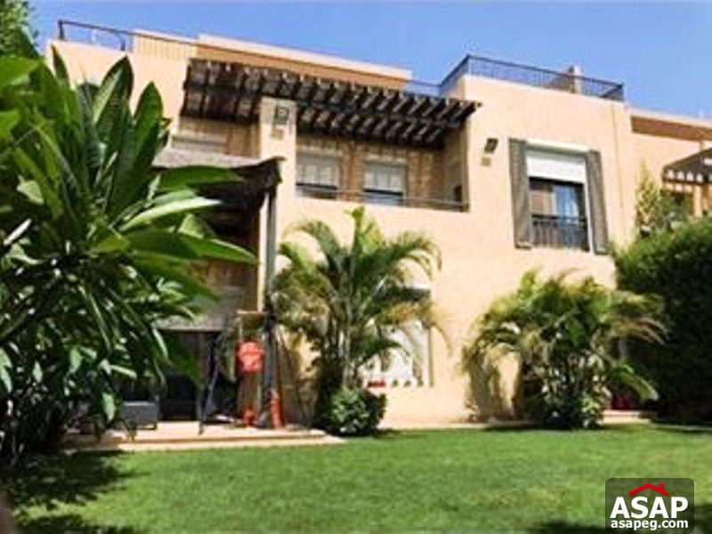 Twin House with Garden in Allegria Twin House with Garden in Allegria