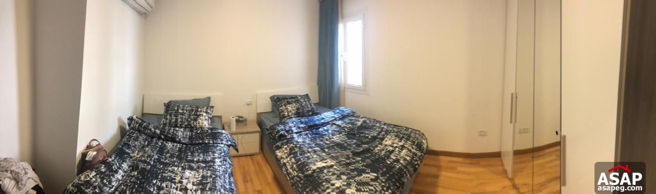 I Villa for Sale in Mountain View Hyde Park