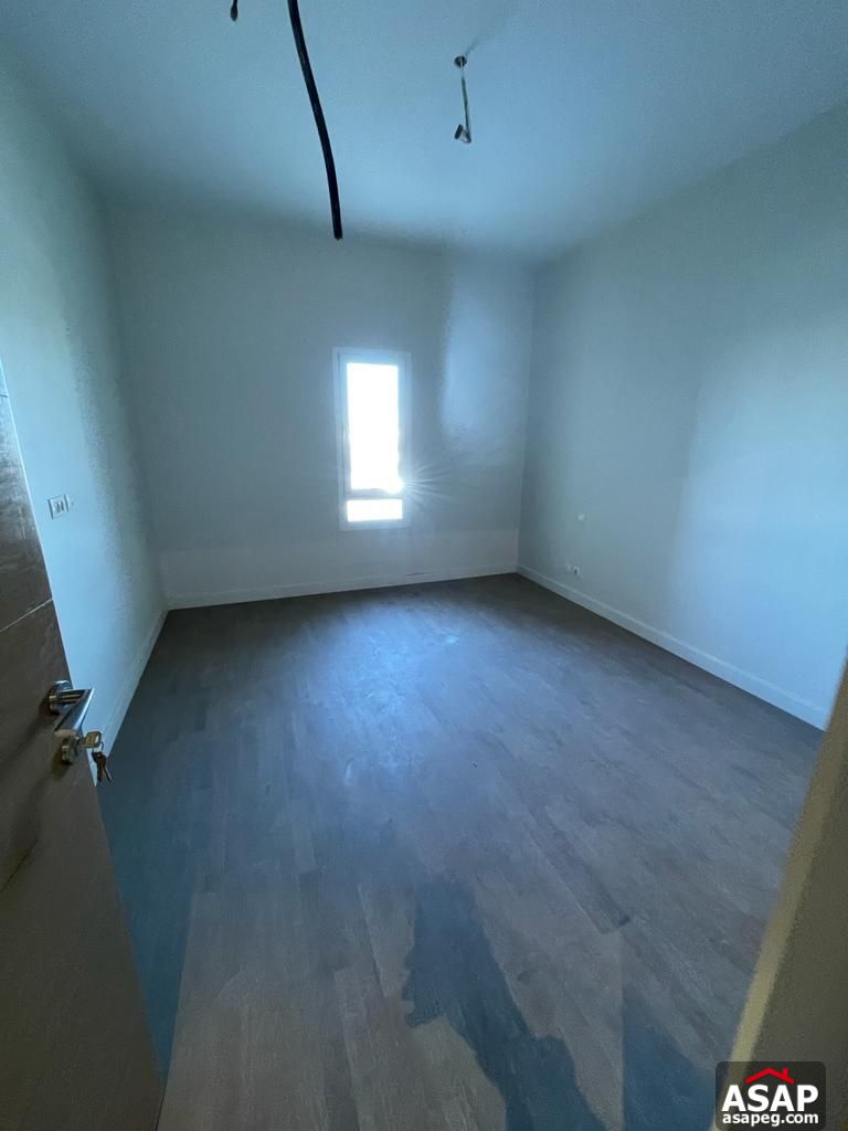 Apartment with Lake View for Rent in Mivida Compound