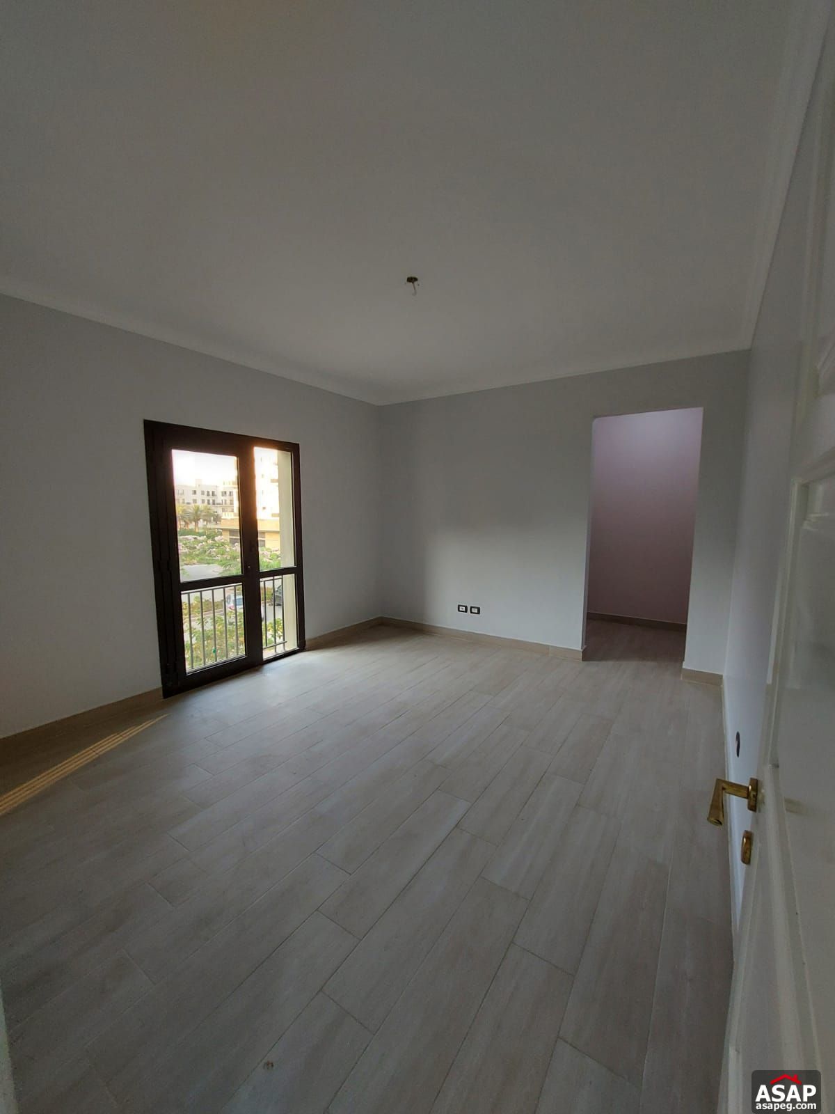 Semi Furnished Apartment for Rent in Eastown Semi Furnished Apartment for Rent in Eastown