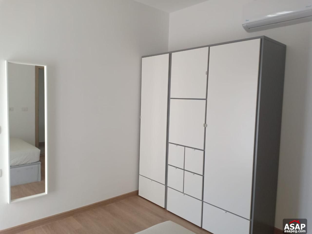 Furnished Apartment for Rent in Fifth Square Furnished Apartment for Rent in Fifth Square