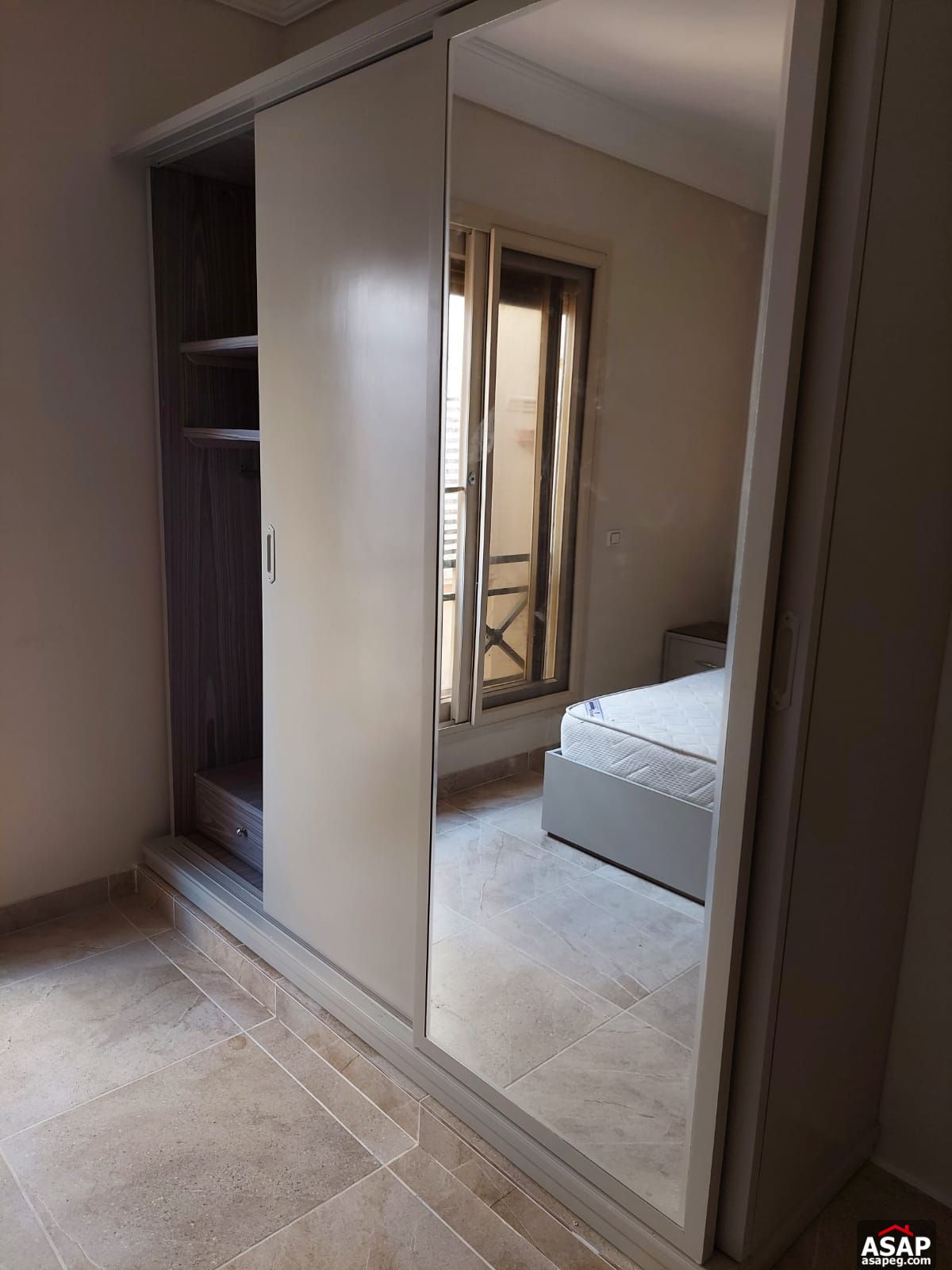 Twin House for Sale in La Vista Bay Twin House for Sale in La Vista Bay