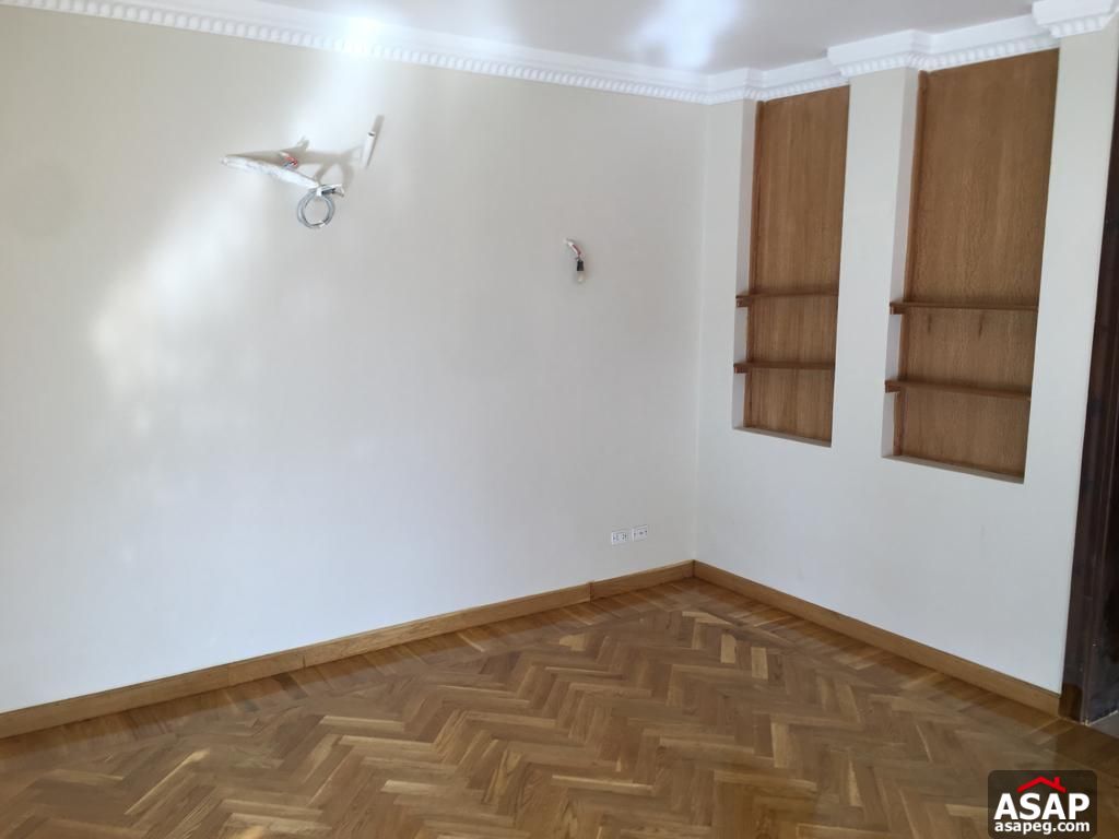 Duplex with Garden in Eastown for Rent