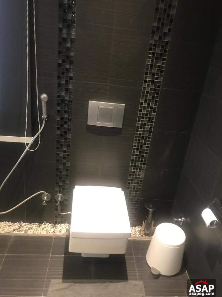 Apartment for Sale in The WaterWay Compound