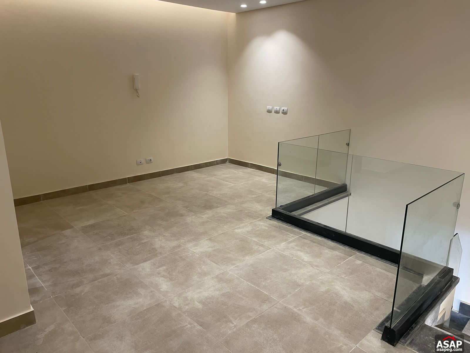 Duplex with Garden for Rent in Trio Gardens Duplex with Garden for Rent in Trio Gardens