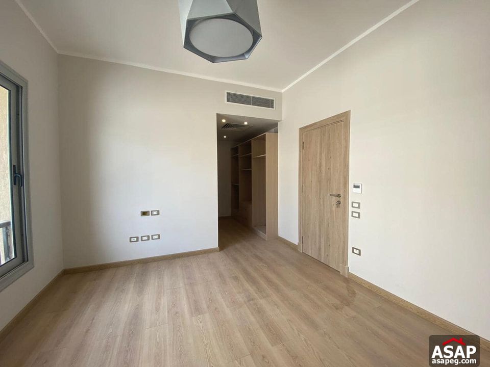 Villa for Rent in New Giza Compound