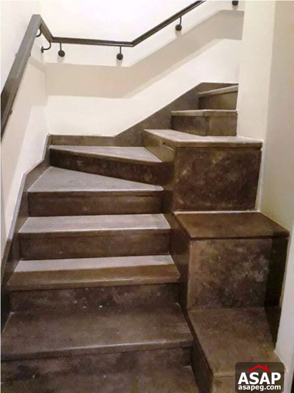 Villa with Garden for Rent in Uptown Cairo