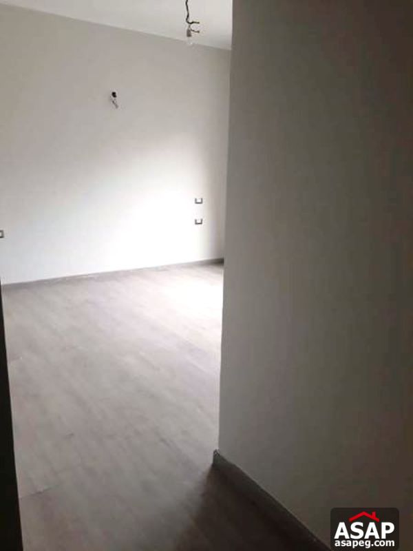 Semi-Furnished Apartment for rent in Village Gate Semi-Furnished Apartment for rent in Village Gate