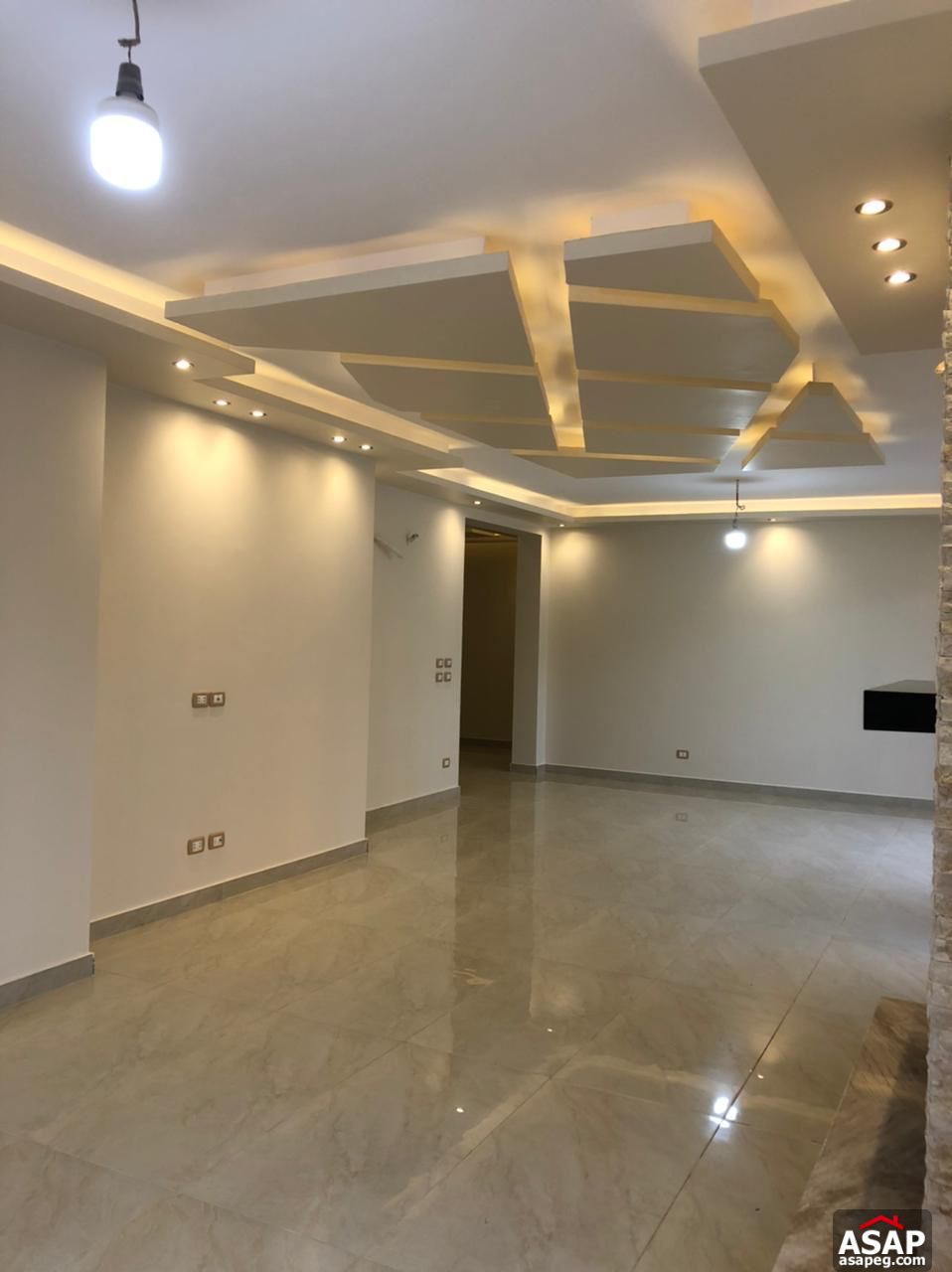 Duplex for Rent in Eastown Duplex for Rent in Eastown