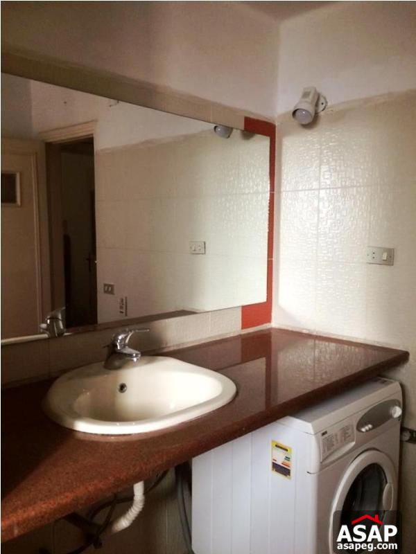 Apartment with Balcony for Rent in Maadi