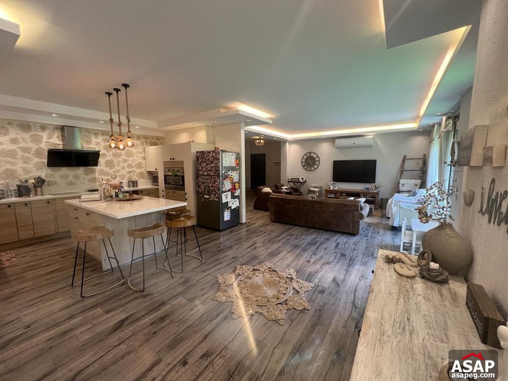 Duplex with Garden for Rent Eastown