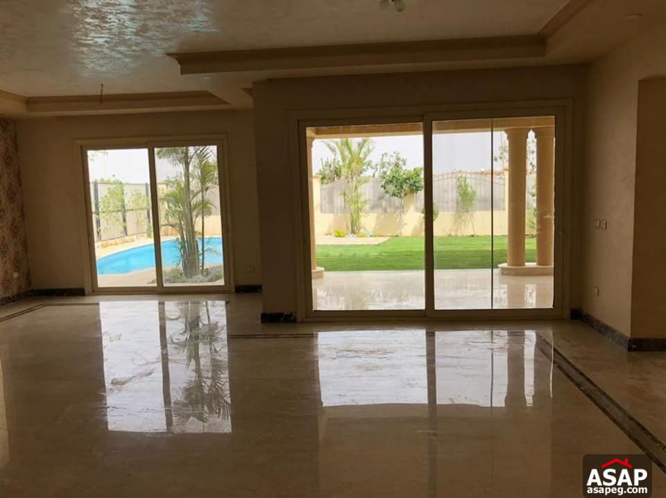 Villa with Pool for Rent in the Villa Compound