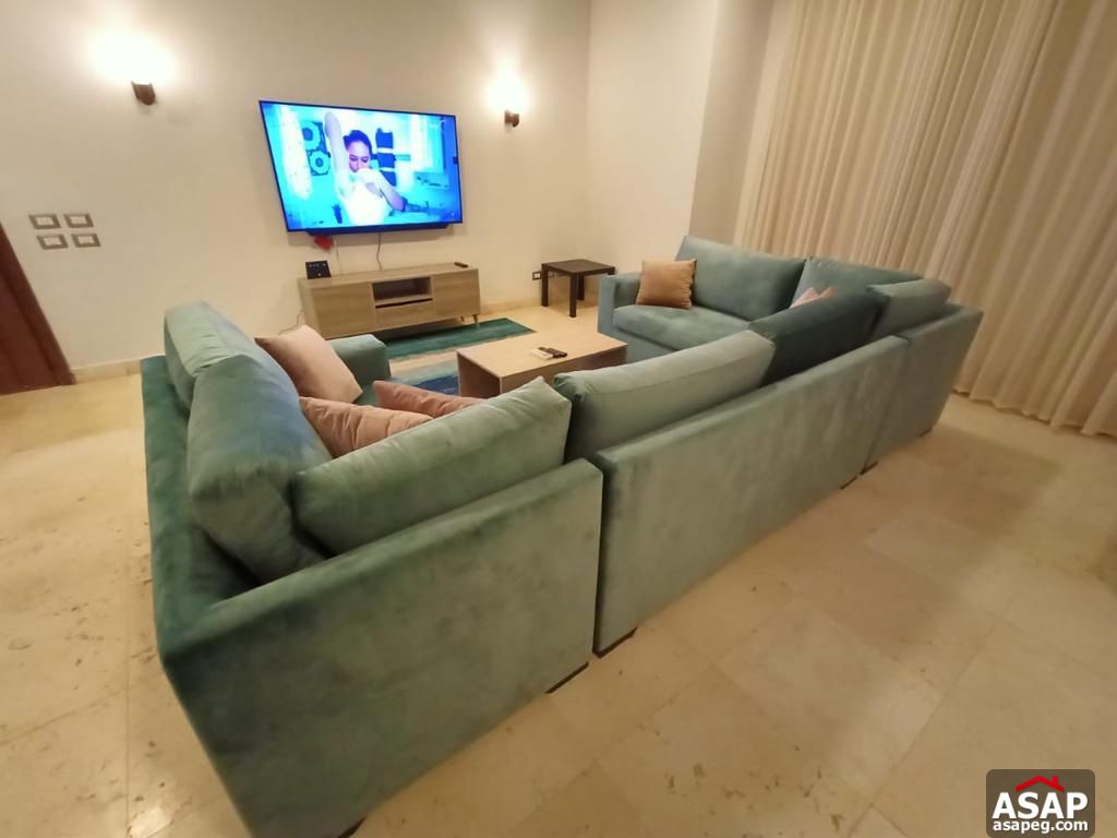 Apartment for Sale in Village Gate Palm Hills