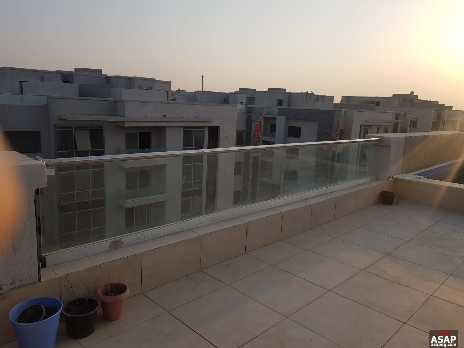 Penthouse with Swimming Pool for Sale in Galleria Moon Valley Penthouse with Swimming Pool for Sale in Galleria Moon Valley