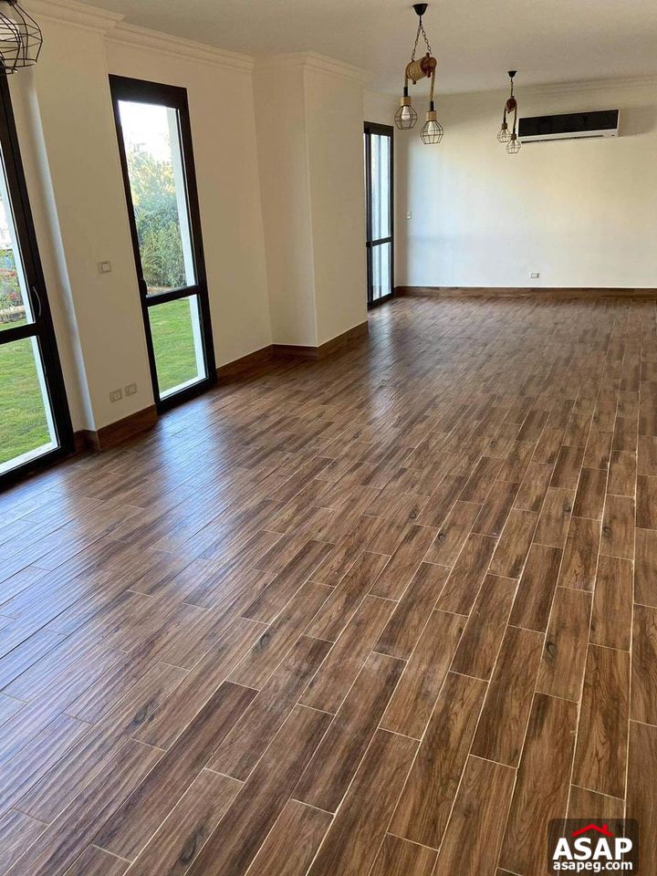 Duplex with Garden for Rent in Eastown Duplex with Garden for Rent in Eastown