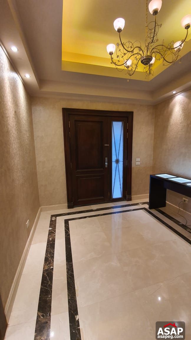 Stand Alone Villa for Rent in Mountain View