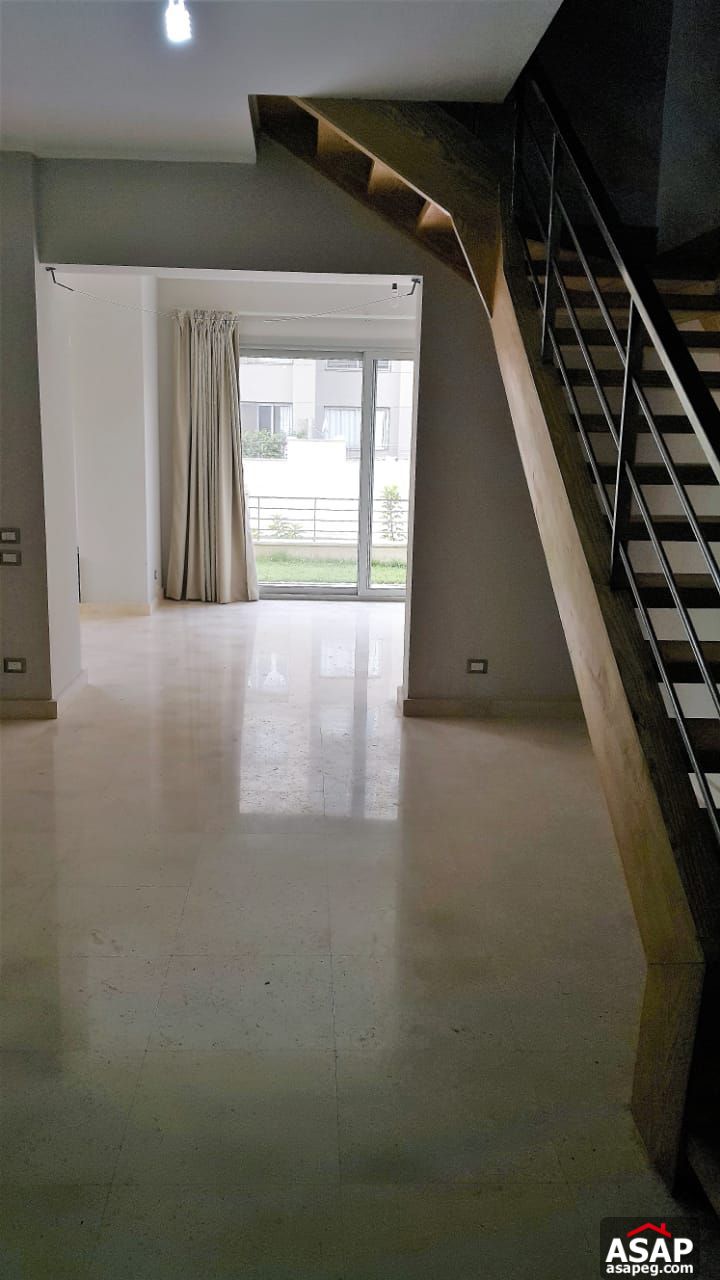 Duplex for Rent in Village Gate Palm Hills