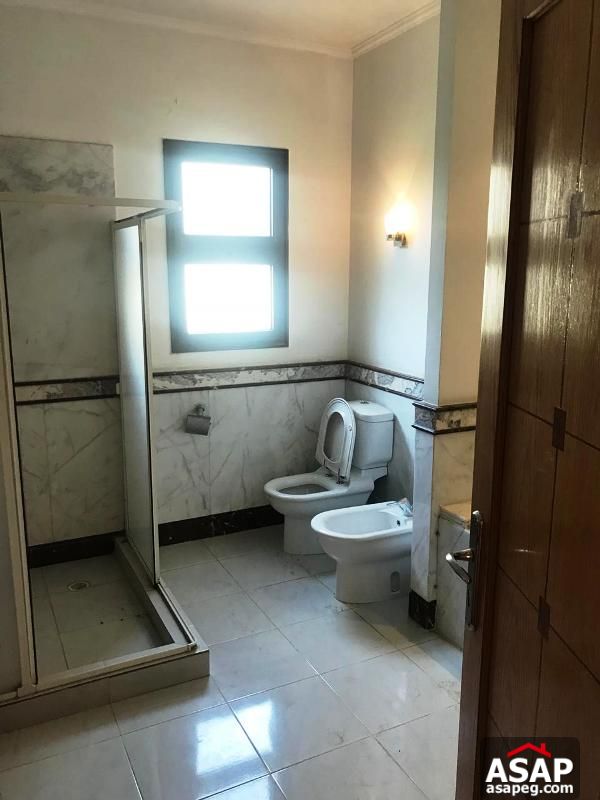 Villa with Pool for Rent in Arabella Villa with Pool for Rent in Arabella